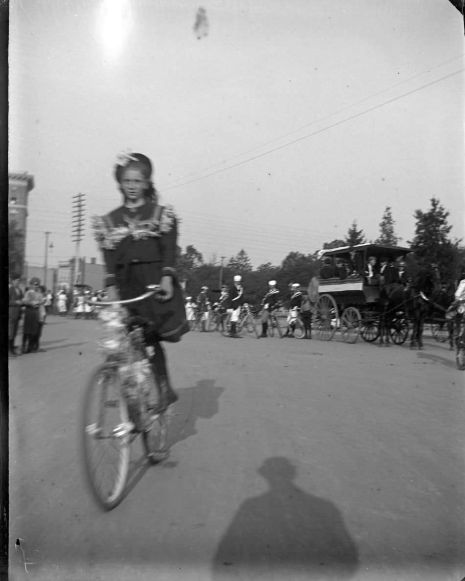 Bicycle Parade, Bronx, 1898.