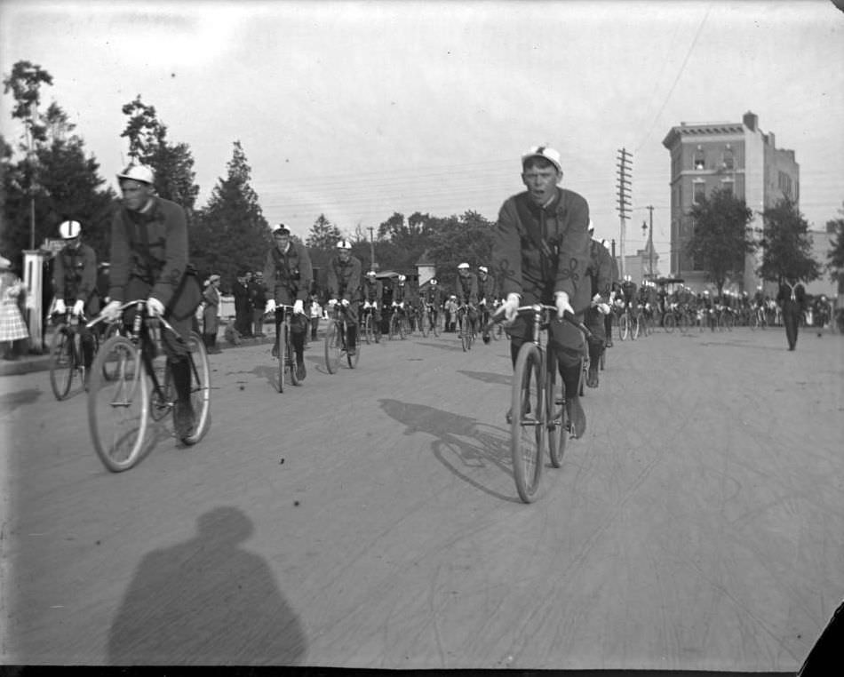 Bicycle Parade, Bronx, 1898.
