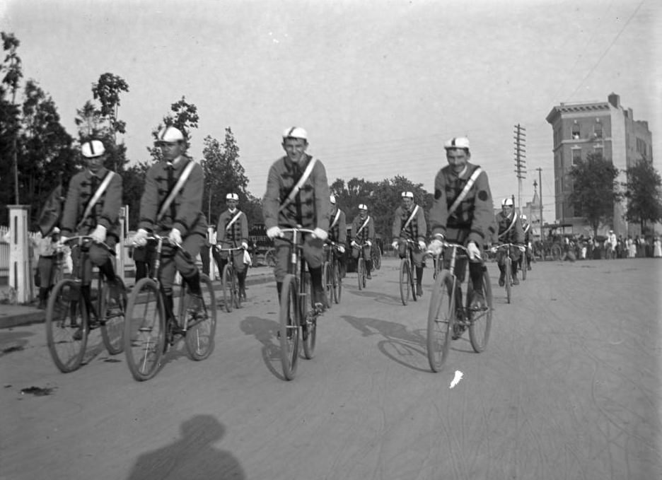 Bicycle Parade, Bronx, 1898.