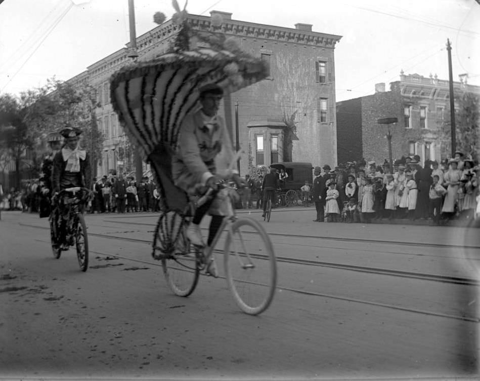 Bicycle Parade, Bronx, 1898.