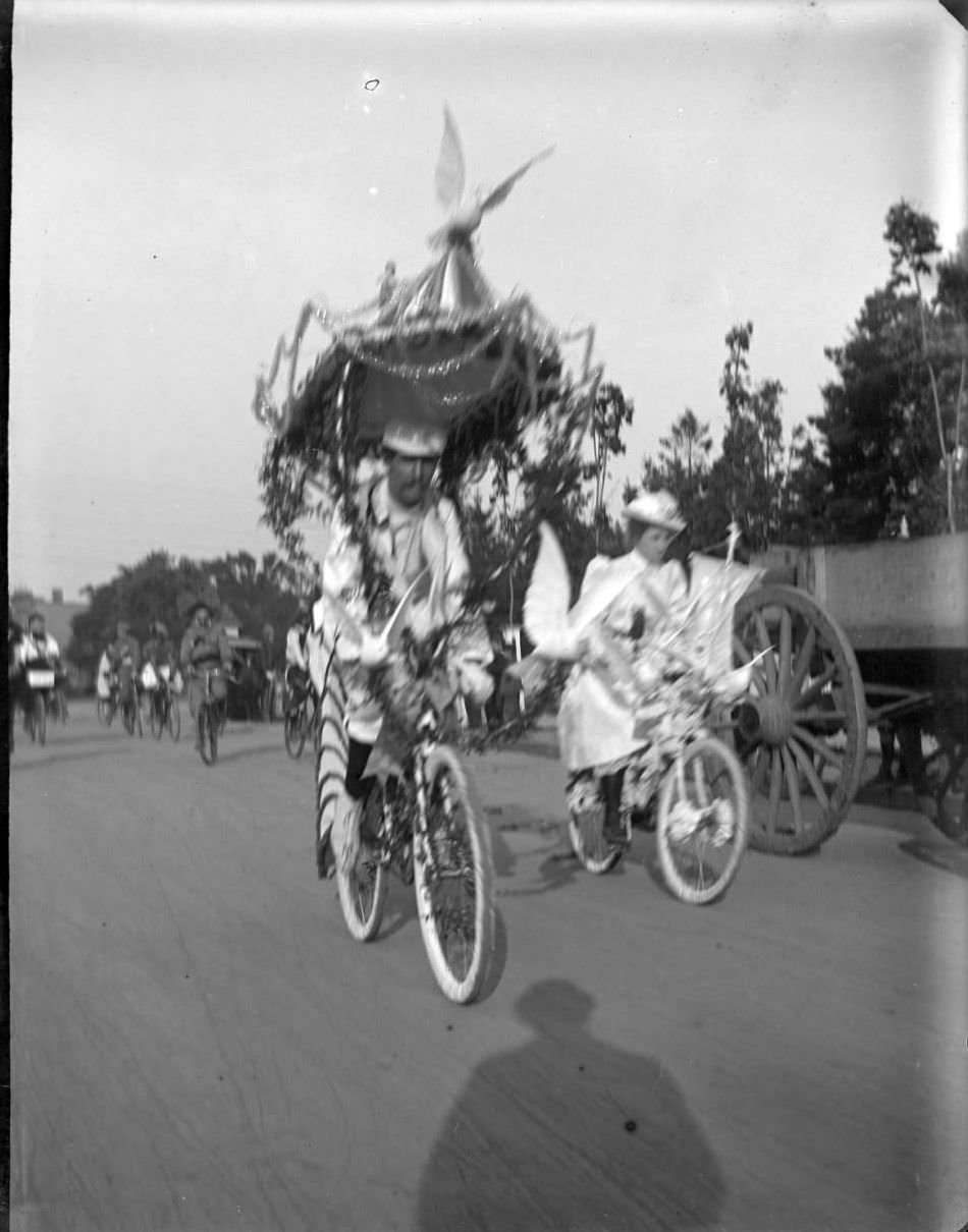Bicycle Parade, Bronx, 1898.