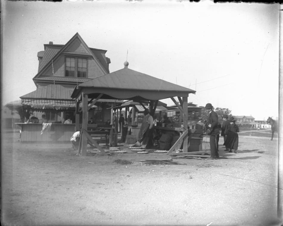Pavilion Near Brighton Beach, 1895.