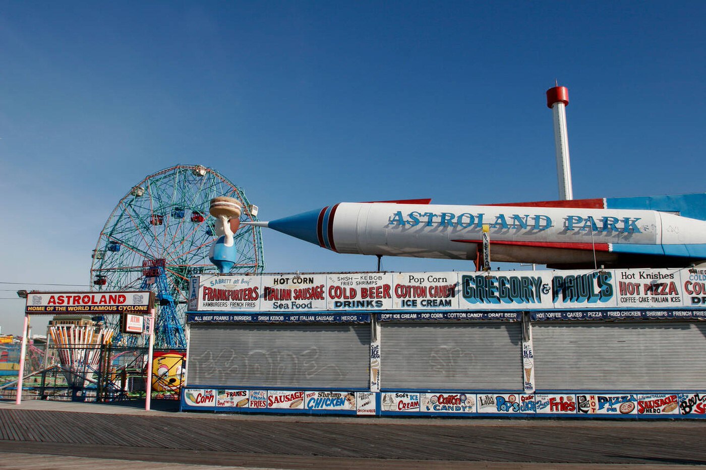 Coney Island Rocket, Brooklyn, 2005.
