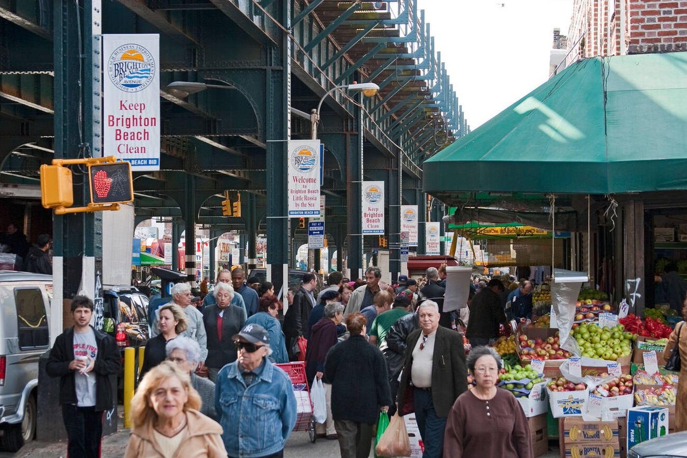 Brighton Beach Avenue, Brooklyn, 2005.