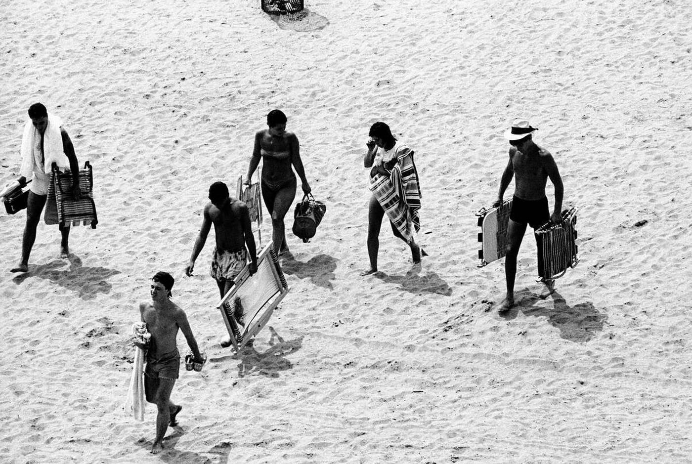 Going Home, Brighton Beach, 1987.