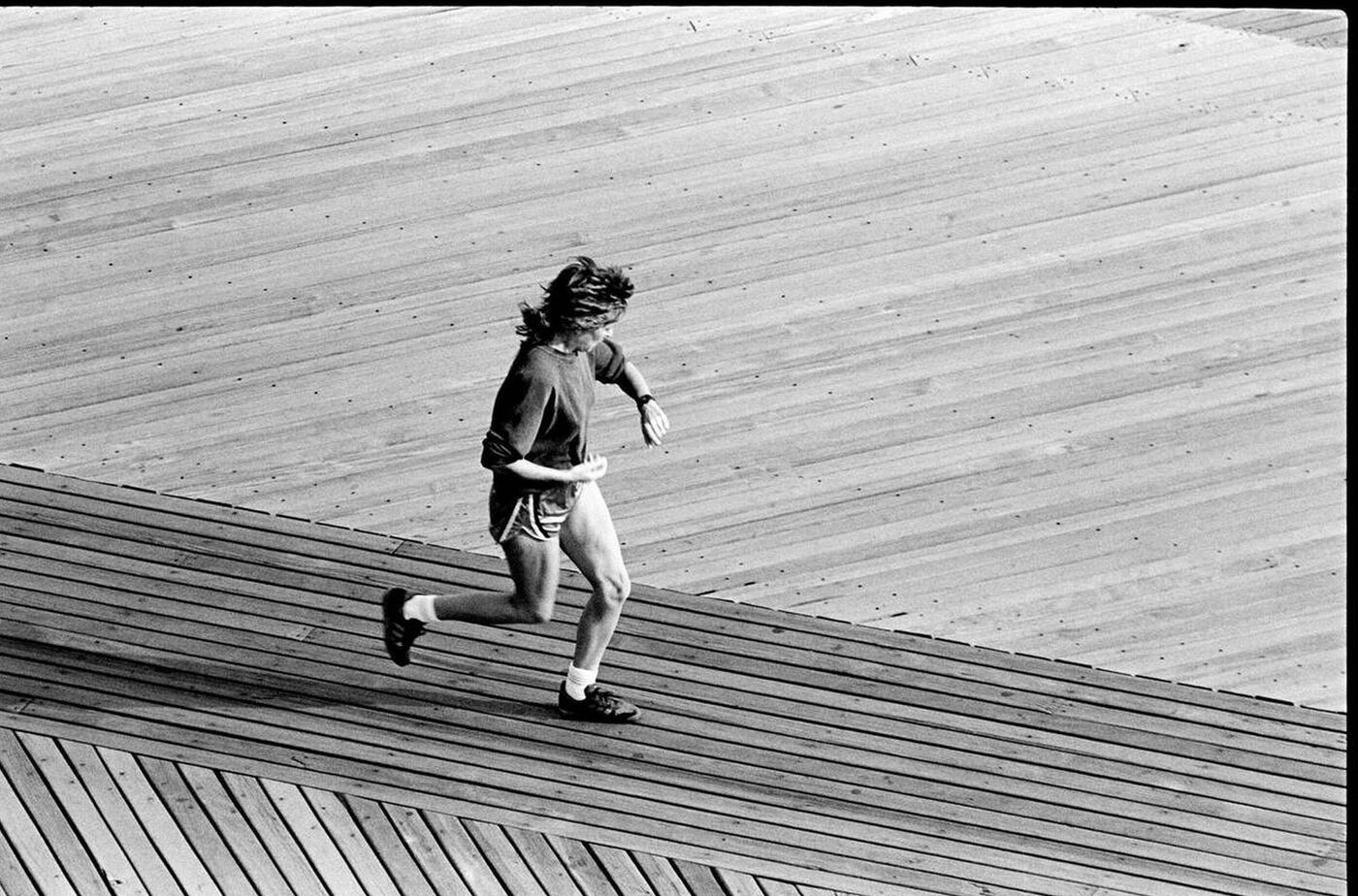 Twenty-Five More Minutes, Brighton Beach, 1987.