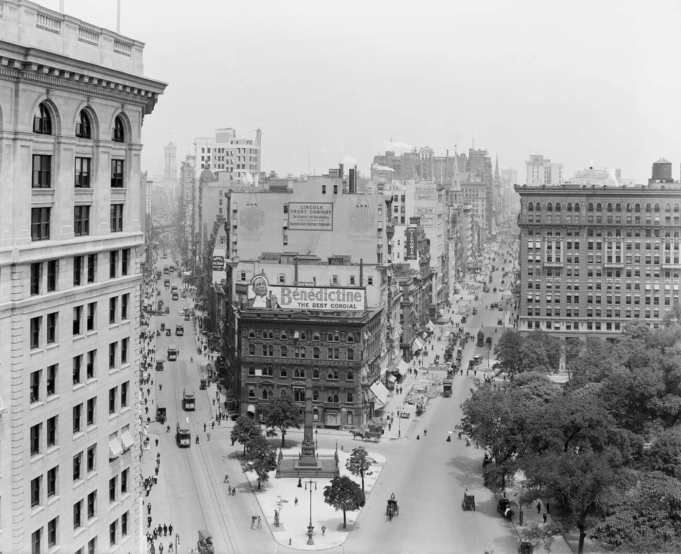 Broadway And Fifth Avenue Looking North At Madison Square, New York City, 1910S.