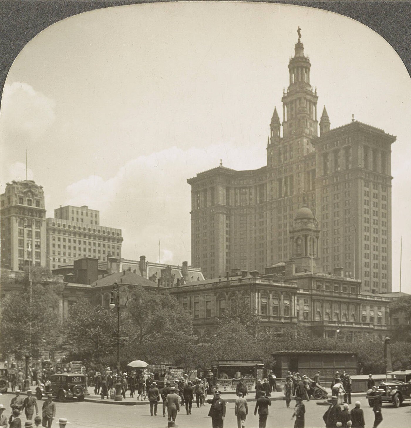 City Hall Park And The Municipal Building From Broadway, 1920S.
