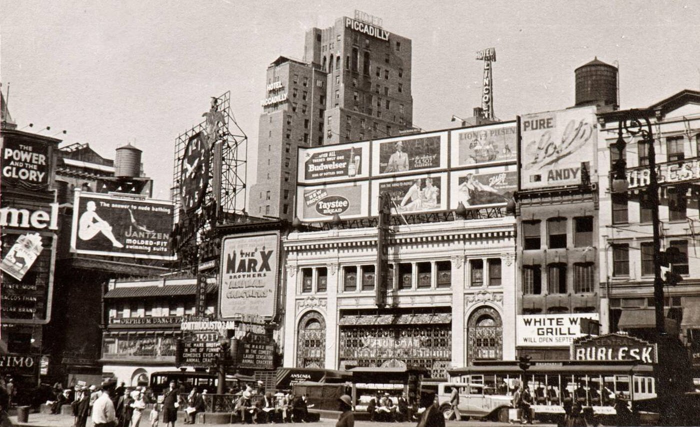 Broadway, 1933.