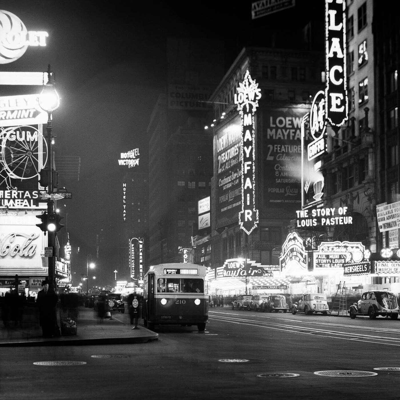 Times Square, 46Th Street, Night Bus Coming Down Broadway, Manhattan, 1936.