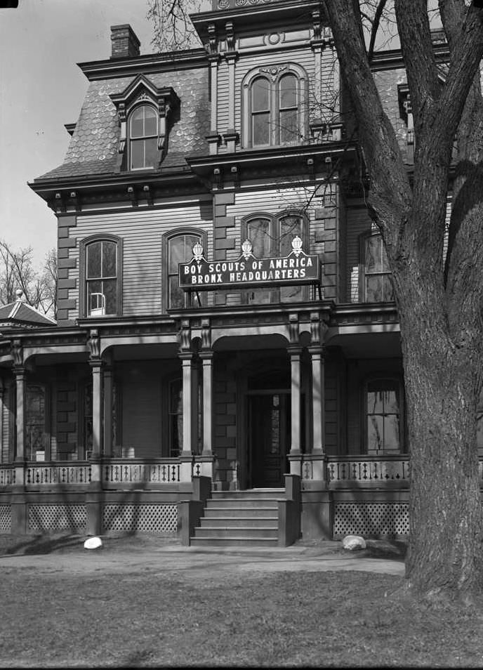 Bronx Headquarters Of The Boy Scouts Of America, 1917.