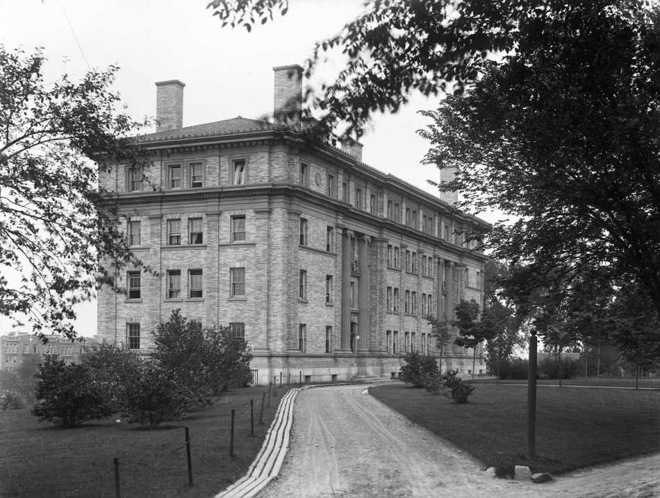 A Campus Building, New York University, Bronx, 1916.