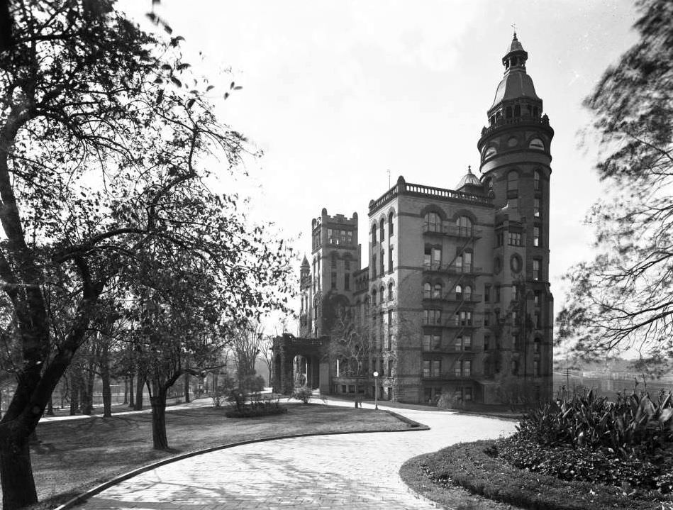 Webb'S Academy, North View, Bronx, 1914.