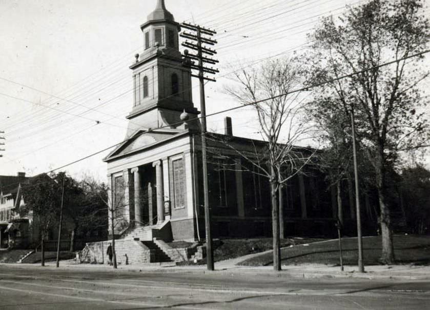 Fordham Manor Reformed Dutch Church, Kingsbridge Road, Bronx, 1923.