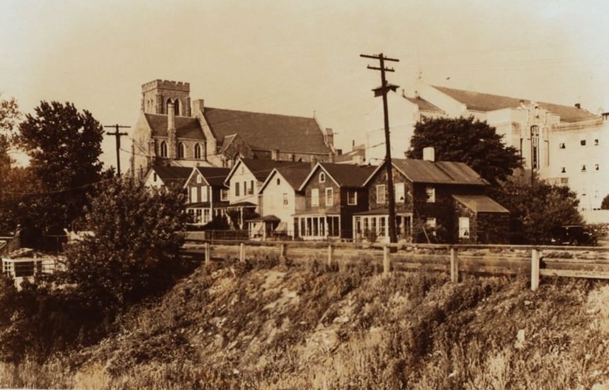 Protestant Episcopal Church Of The Mediator On Kingsbridge Avenue Near Corlear Avenue And 230Th Street (West), Bronx, 1927.