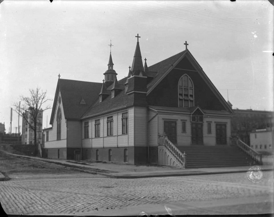 Unidentified Church, Bronx, 1897-1918.