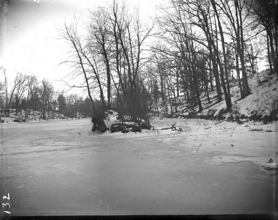 Frozen River, Bronx Park, Bronx, 1890S.