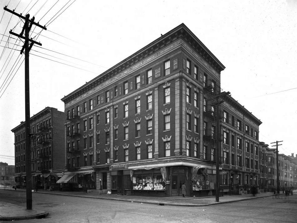 335 E. 165Th Street, Bronx, 1915.