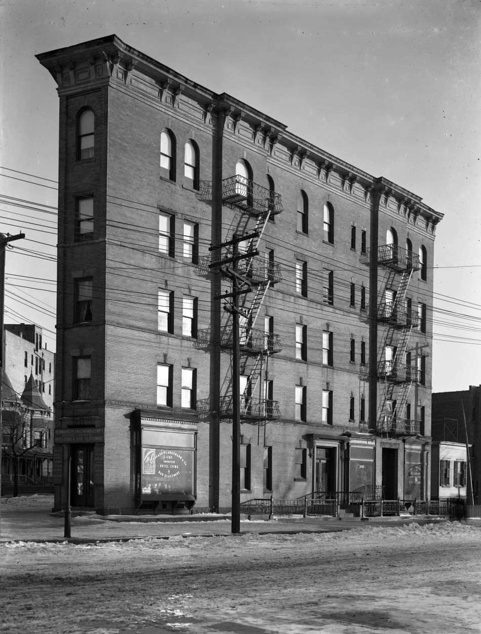 1242 Intervale Avenue, Bronx, 1916.