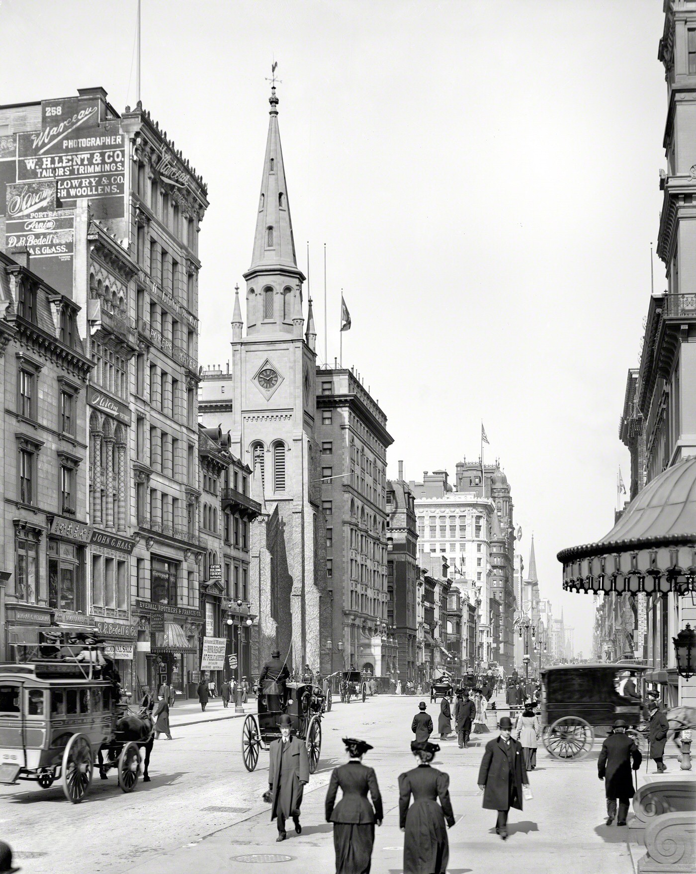 Up Fifth Avenue From 28Th Street, With A View Of Marble Collegiate Church, New York, Circa 1905.