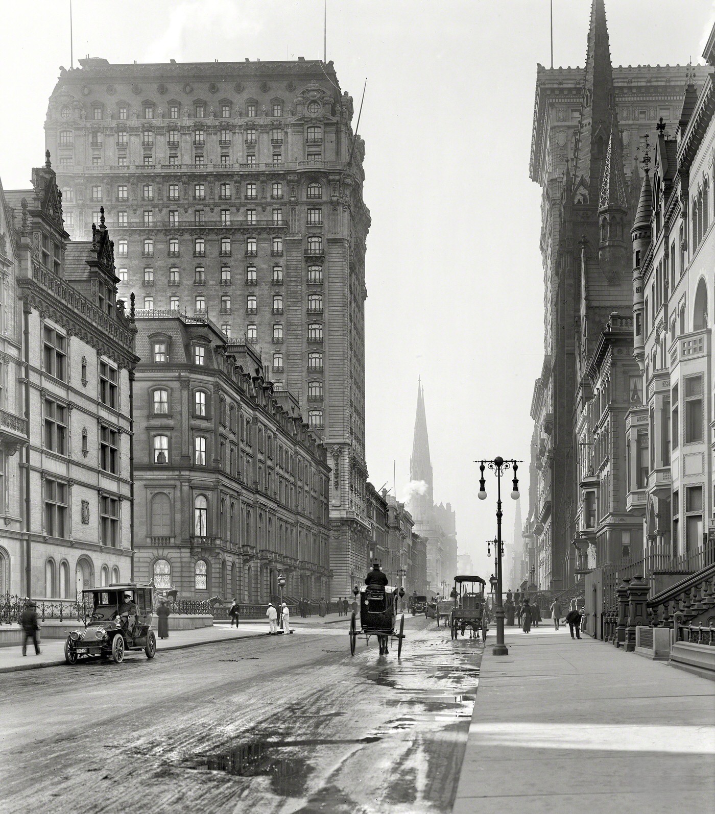 St. Regis And Gotham Hotels, Looking South Along Fifth Avenue At East 56Th Street, New York, Circa 1905.