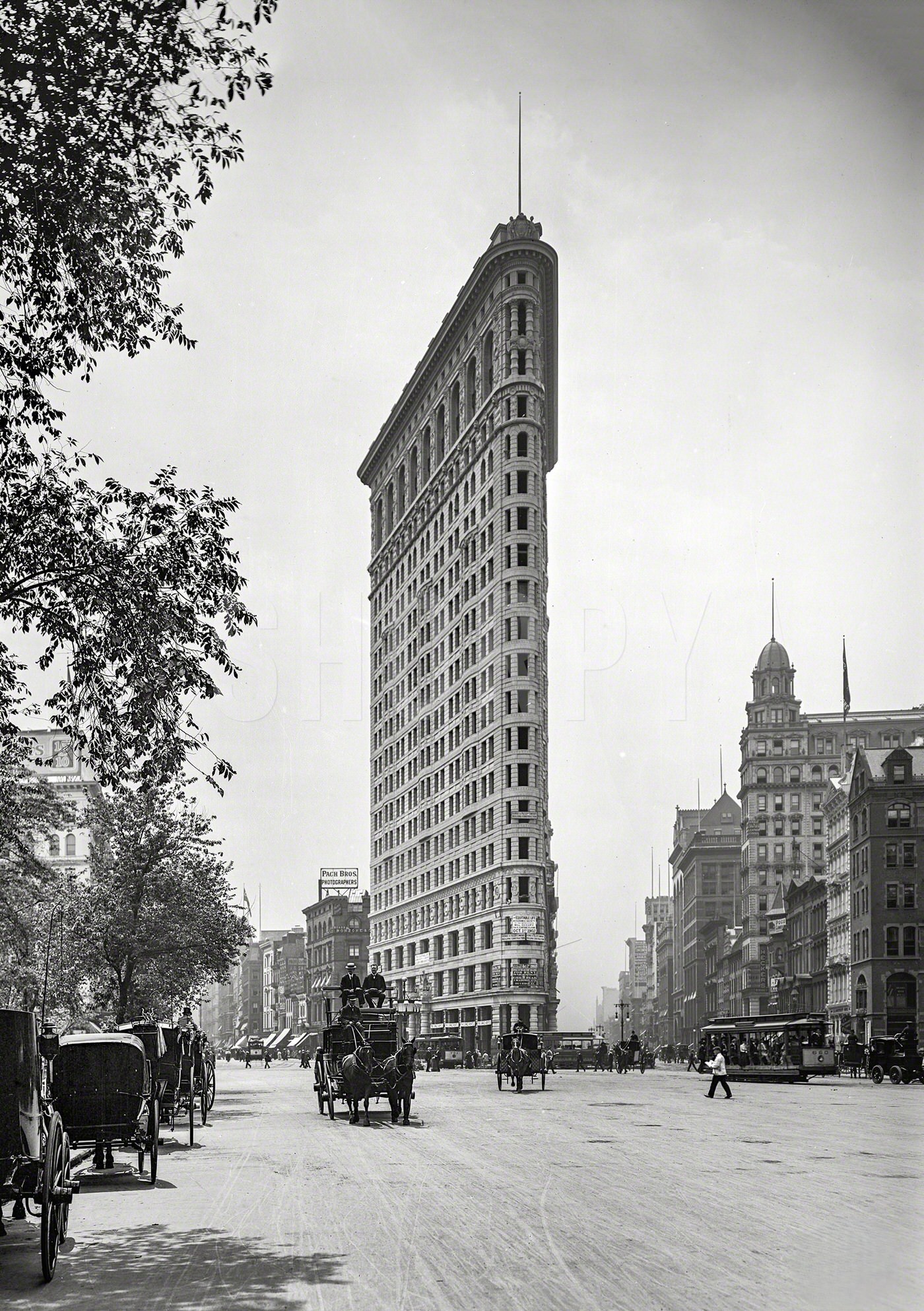 Flat-Iron Building, Fifth Avenue And Broadway, New York, Circa 1903.