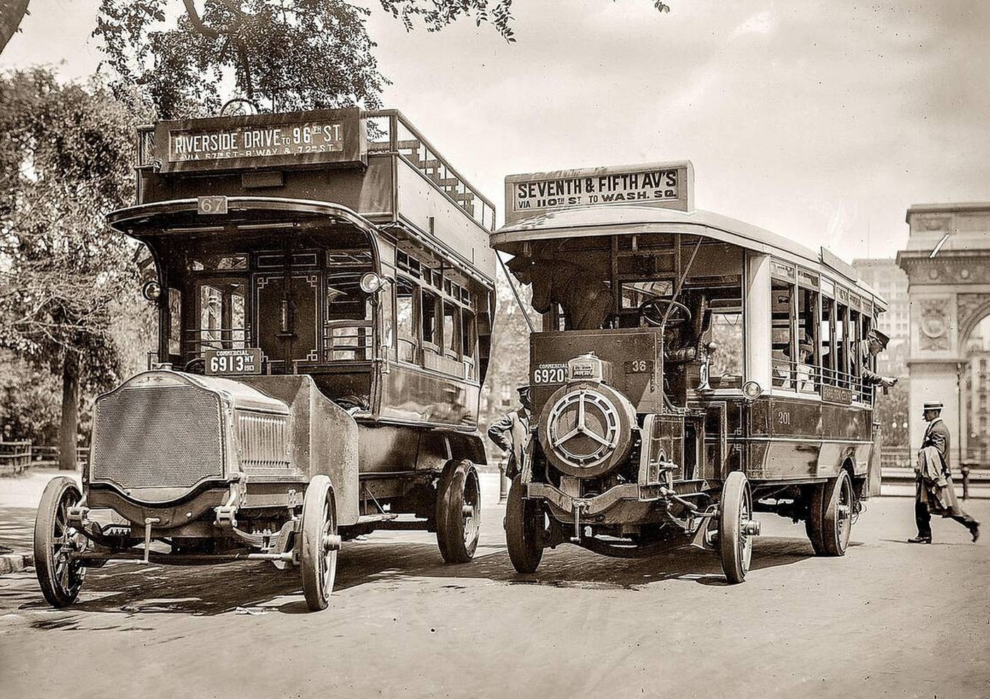 Auto Buses Servicing Riverside Drive, Seventh &Amp;Amp; Fifth Avenue, New York, 1900S.