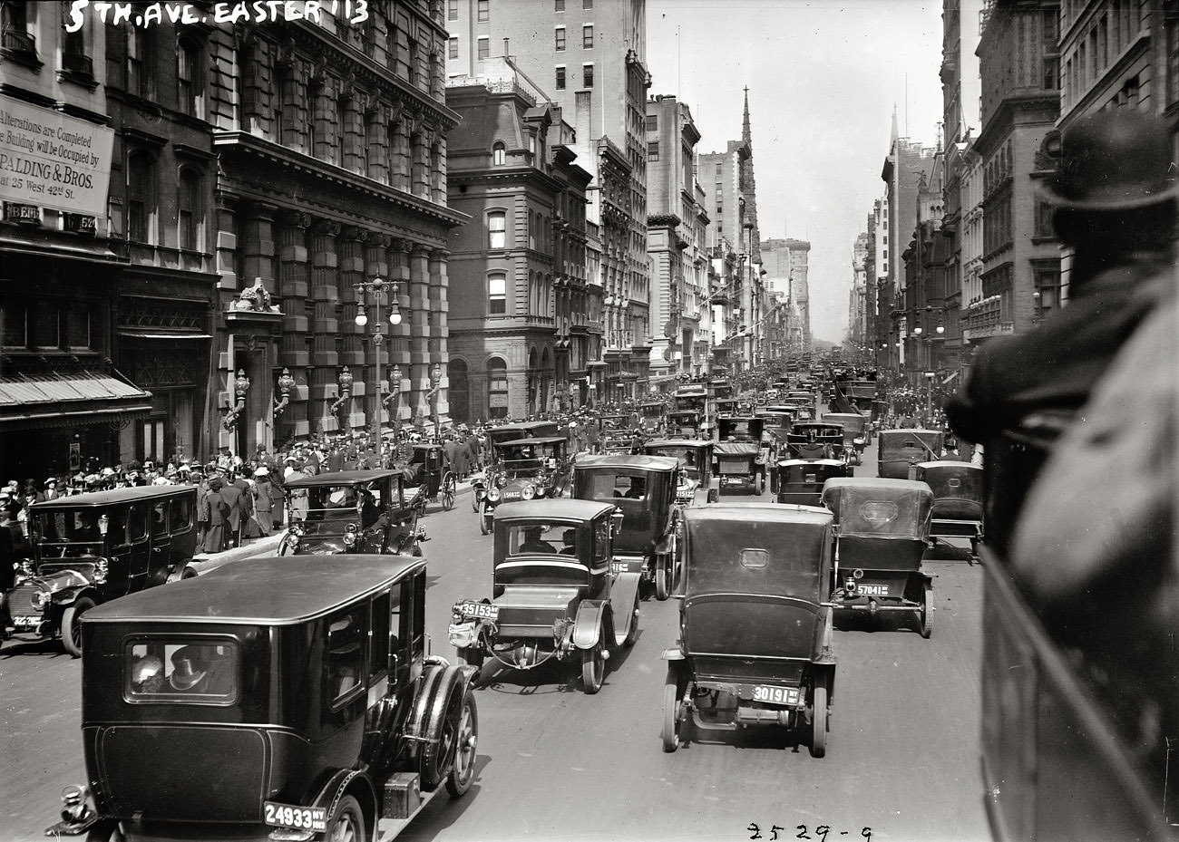 Fifth Avenue Looking North, New York, Easter 1913.