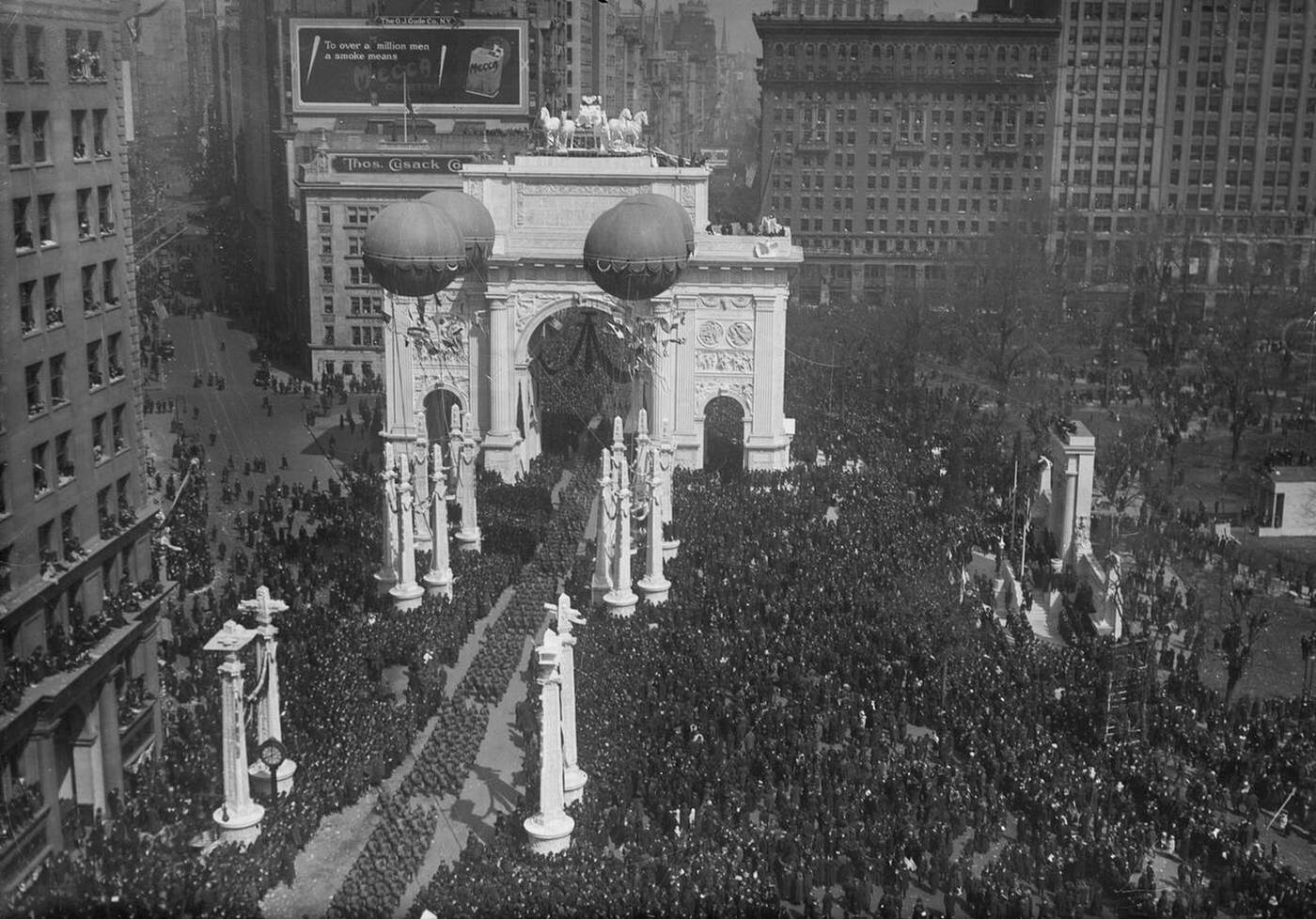 Parade Up Fifth Avenue, Return Of U.s. Army 27Th Division, New York City, March 25, 1919.