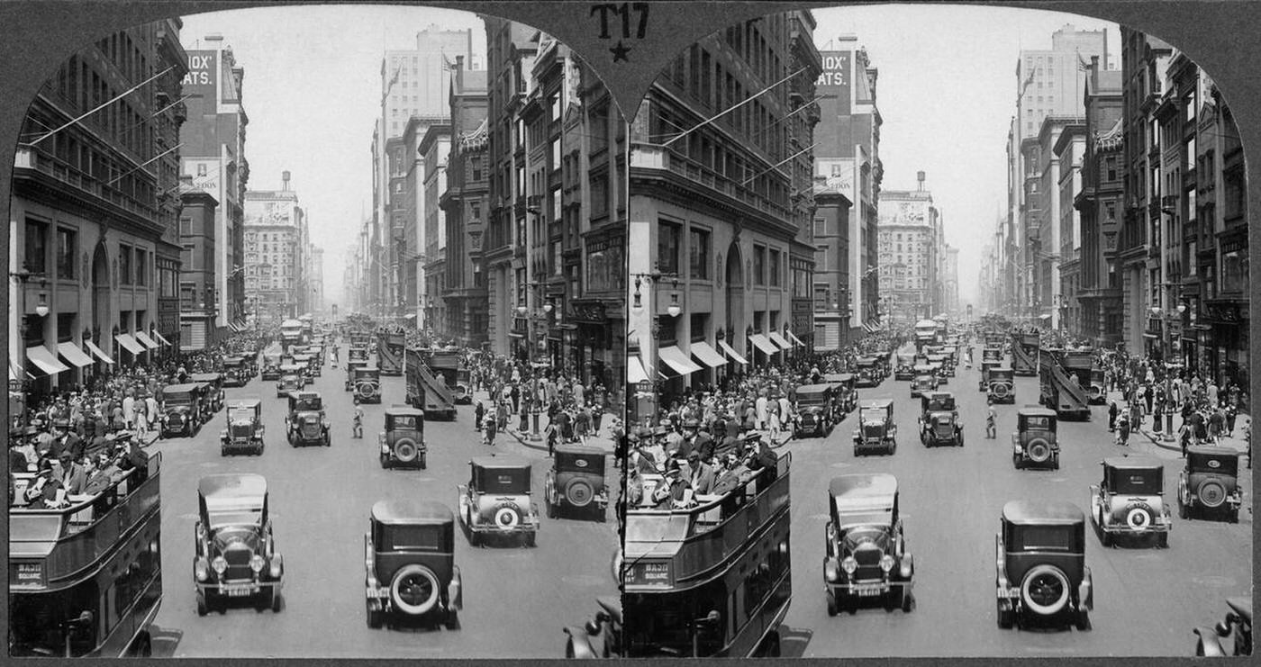 Fifth Avenue Looking North From 38Th Street, 1920S.