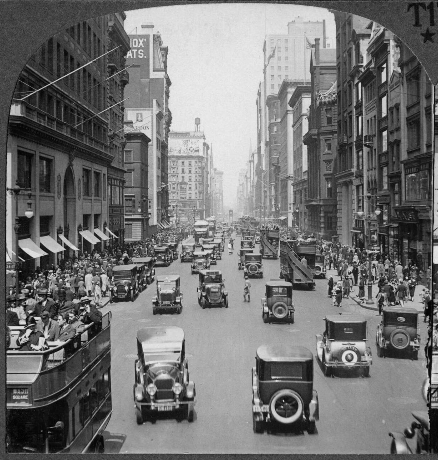 Fifth Avenue Looking North From 38Th Street, 1920S.