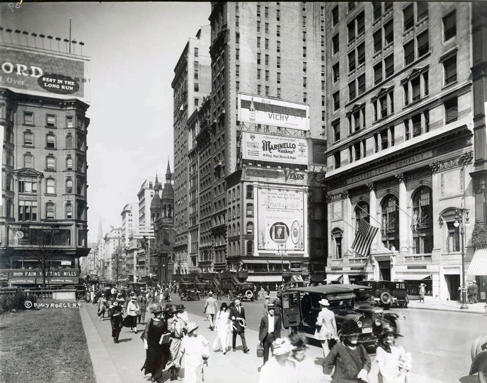 Fifth Avenue At 42Nd Street, Looking North From The New York Public Library, 1920S.