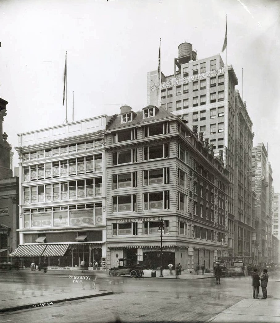 Fifth Avenue At 38Th Street, Including The Franklin Simon &Amp;Amp; Co. Store, 1920S.