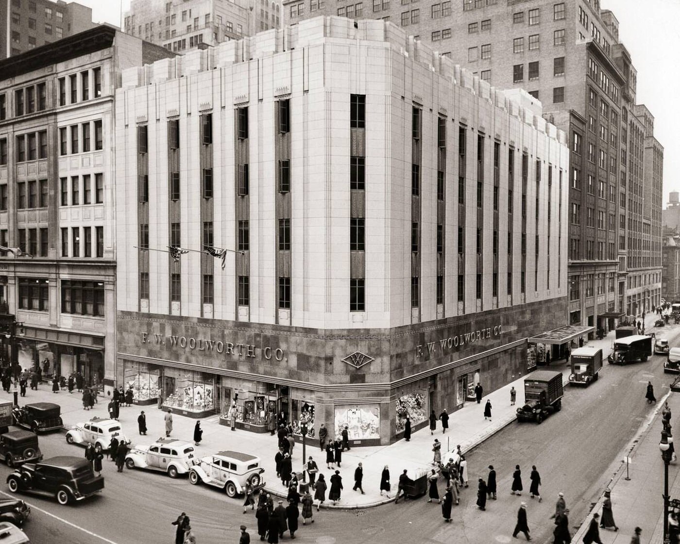F W Woolworth Company Store On Fifth Avenue At Corner Of 39Th Street, 1930S.
