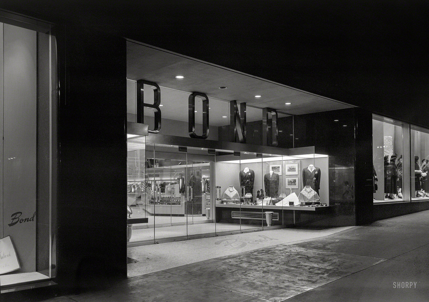 Bond'S On Fifth Avenue, 1948.