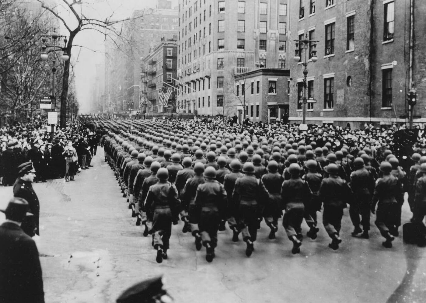 Wwii Soldiers Marching In Victory Parade, Fifth Avenue, 1946.