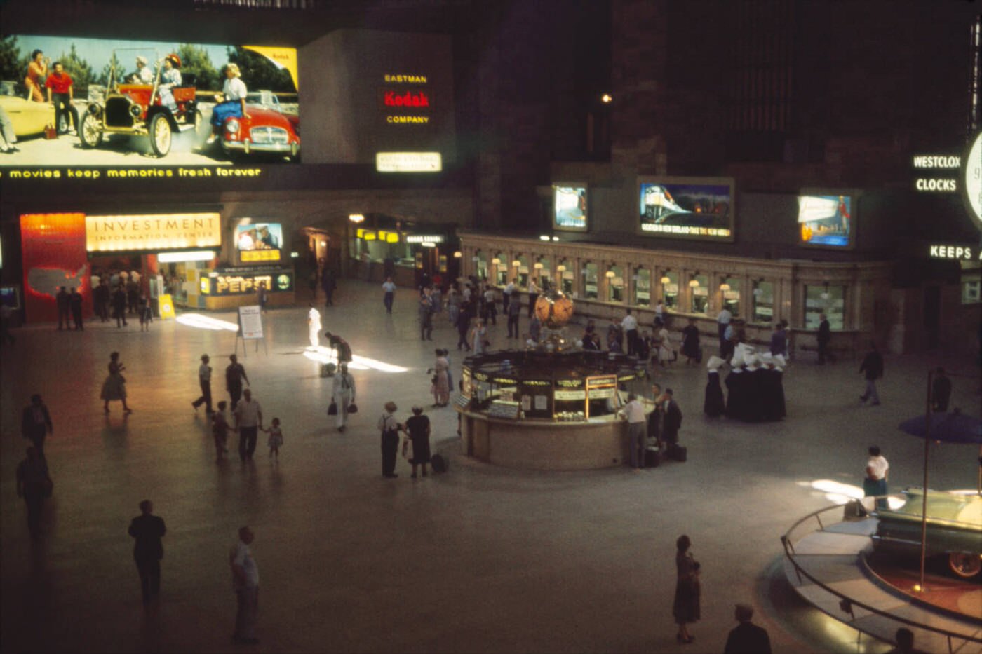 Grand Central Terminal, Main Concourse, New York City, July 1961.