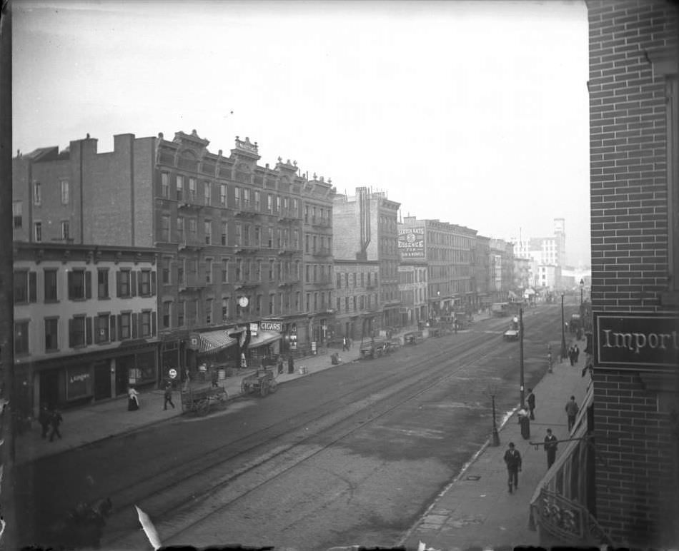 View Along A Stretch Of West 42Nd Street, Ca. 1900S.