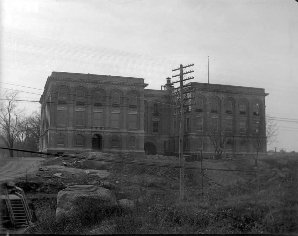 The Bronx Municipal Building.