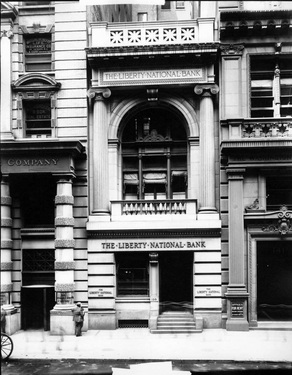 Manhattan: Liberty National Bank.