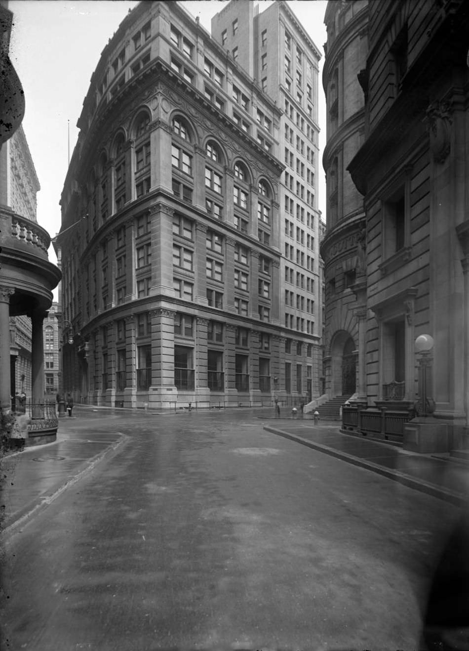 Farmer'S Loan &Amp;Amp; Trust Building, Beaver Street And William Street, 1912.