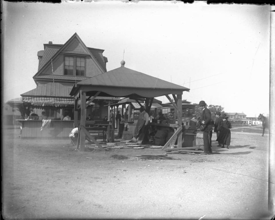 Pavilion Near Brighton Beach, Brooklyn, 1895.