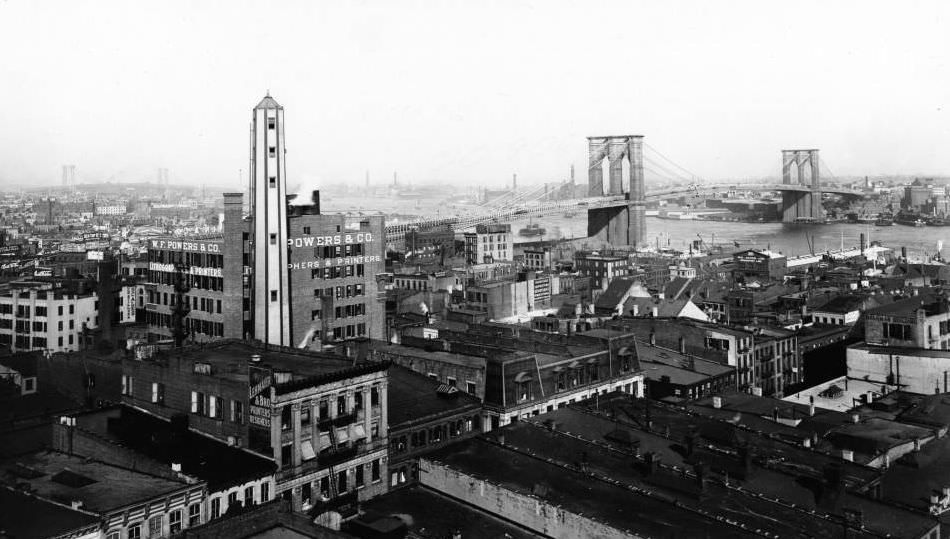 Brooklyn Bridge, Manhattan.