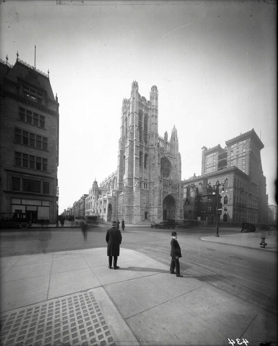 St. Thomas Church, Fifth Avenue And 53Rd Street, New York City, 1915.