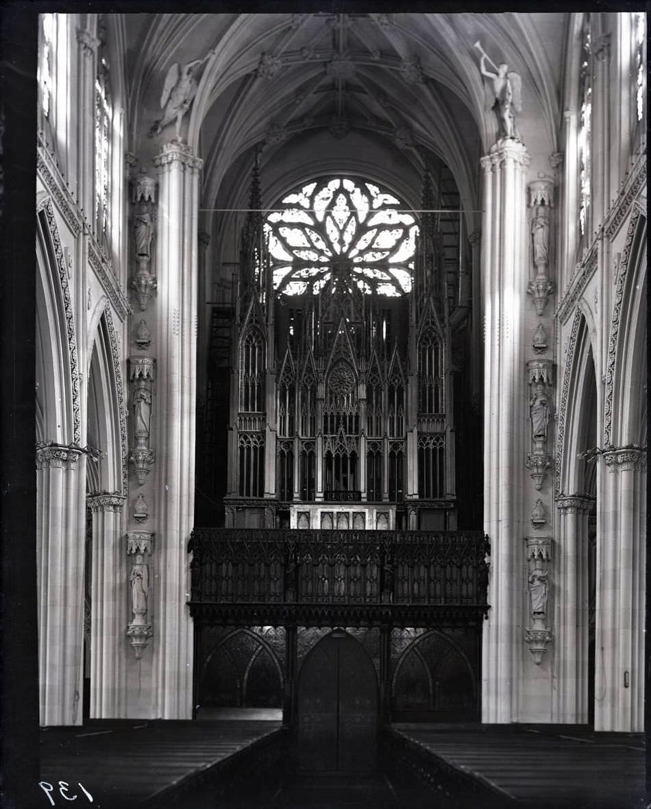 Interior Of Grace Church, Broadway And East 10Th Street, New York City.