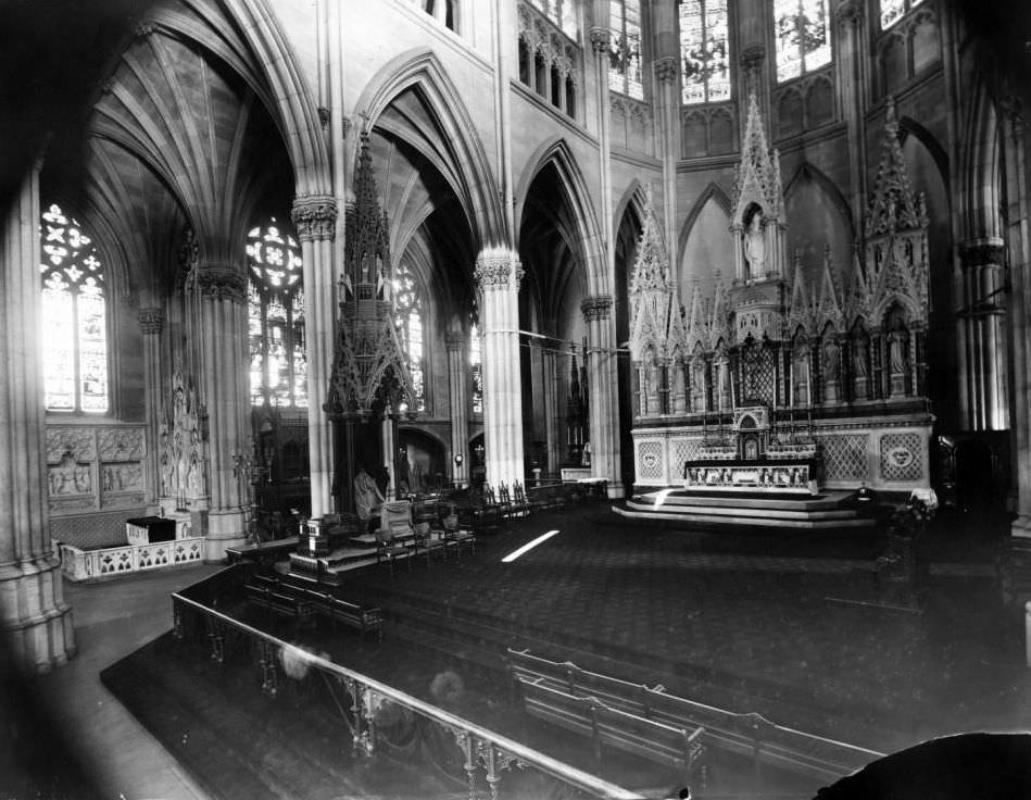 Interior, Main Altar, St. Patrick'S Cathedral.