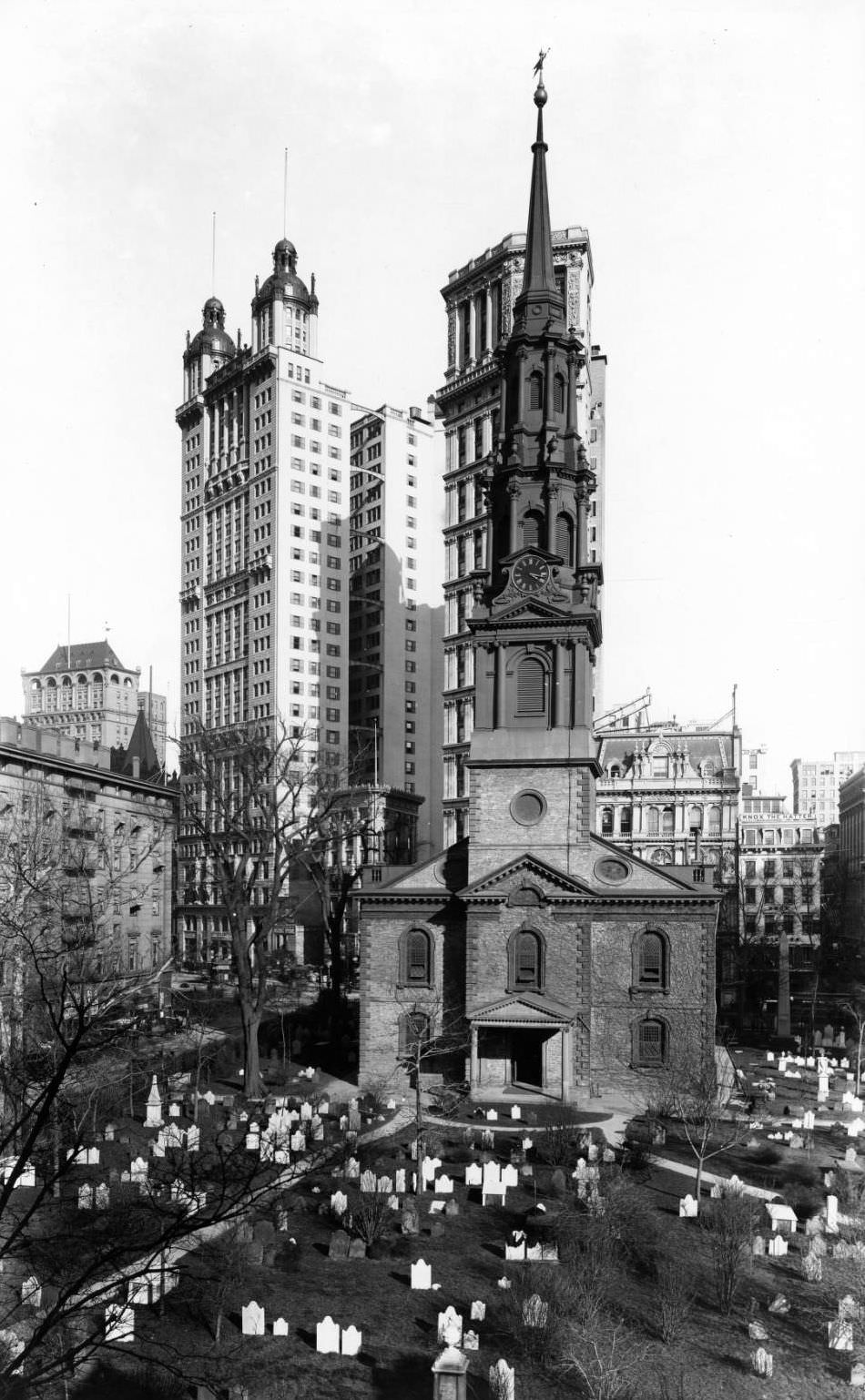 St. Paul'S Chapel And St. Paul'S Churchyard, Viewed From Church Street, 1900.