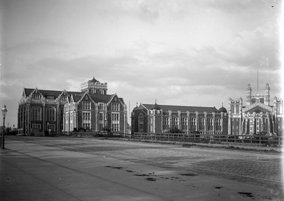 Townsend Harris Hall, Wingate Hall, And Shepard Hall, City College Of New York, 1906.