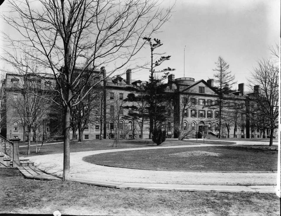 Manhattan: Bloomingdale Asylum.