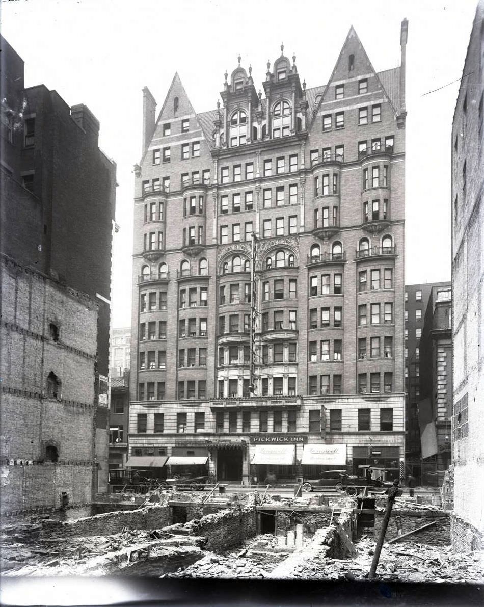 Hotel Langwell, 123-129 West 44Th Street, 1922.